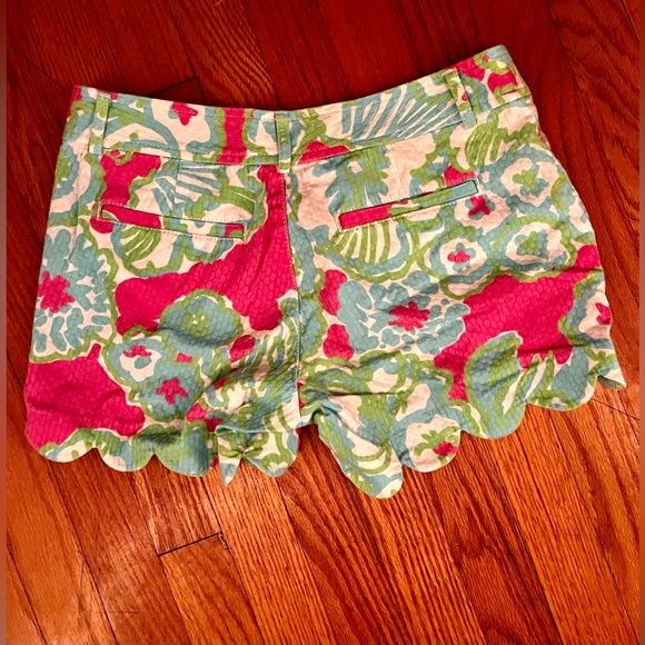 Lilly Pulitzer Buttercup Scallop Hem Shorts A Delicacy Size 0 - Picture 3 of 5